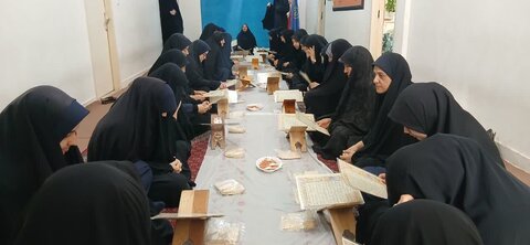 تصاویر/ایستگاه صلواتی به مناسبت بزرگداشت شهدای خدمت در ساوه