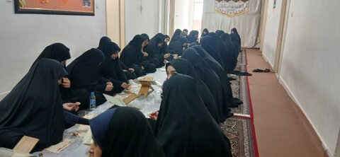 تصاویر/ایستگاه صلواتی به مناسبت بزرگداشت شهدای خدمت در ساوه