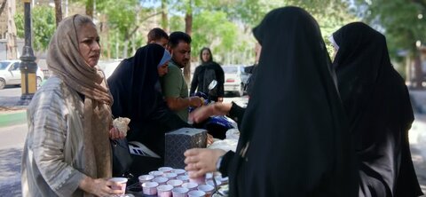 تصاویر/ایستگاه صلواتی به مناسبت بزرگداشت شهدای خدمت در ساوه