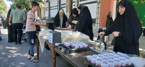 تصاویر/ایستگاه صلواتی به مناسبت بزرگداشت شهدای خدمت در ساوه