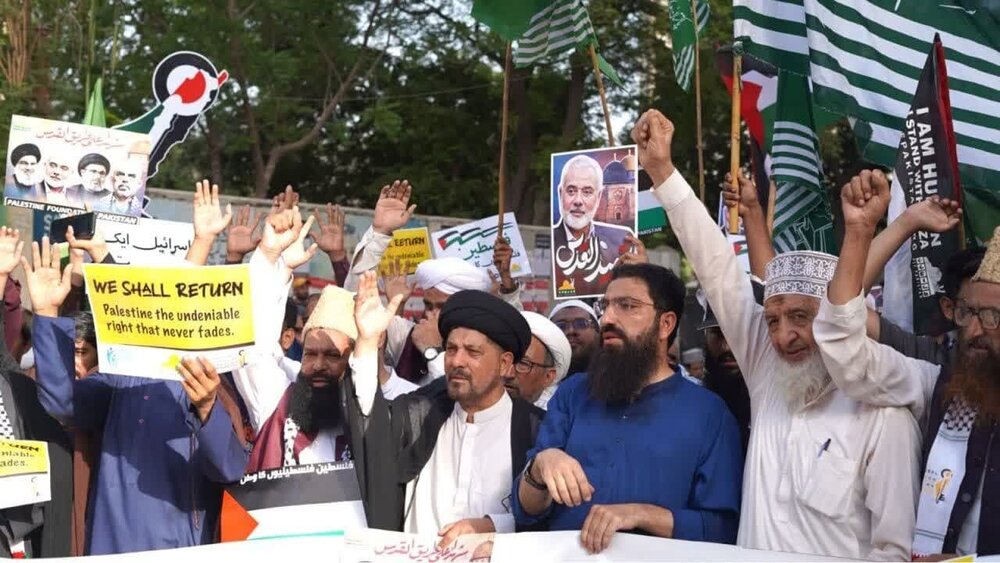 नकबा दिवस के अवसर पर कराची पाकिस्तान में विशाल विरोध प्रदर्शन; हजारों नागरिकों ने भाग लिया