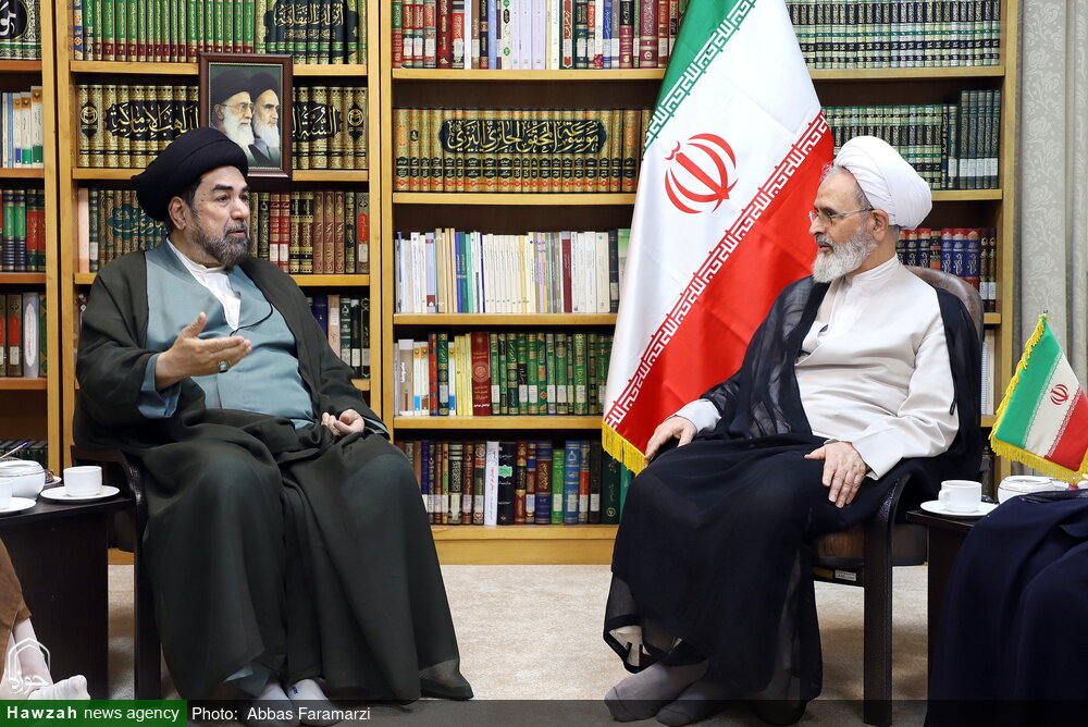 Photos: Ayat. Arafi Meets with Chairman of Indian Ulema Council