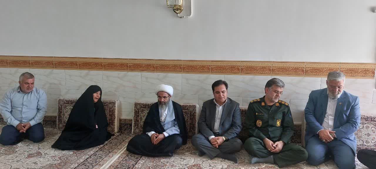 انتقال فرهنگ ایثار و شهادت به نسل آینده، وظیفه‌ای ملی و دینی است