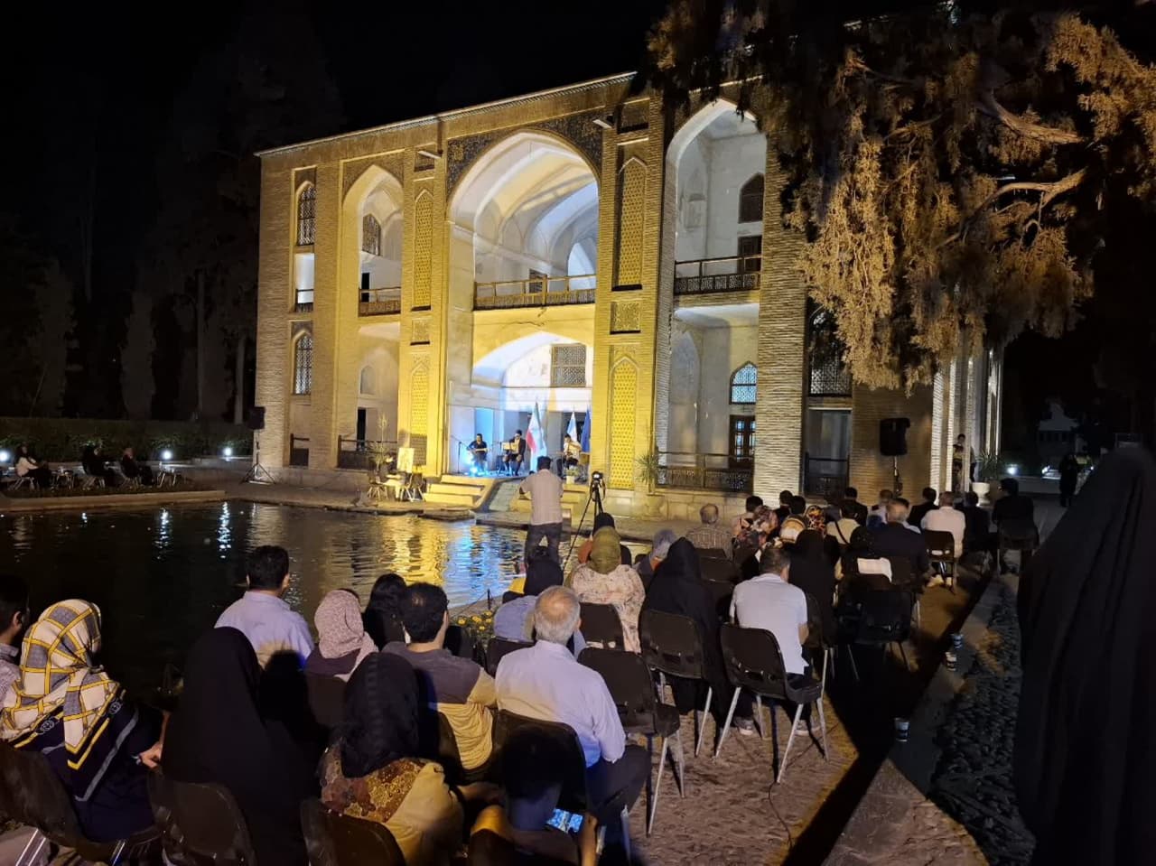 بزرگداشت حکیمان ادب پارسی در کاشان برگزار شد+ عکس