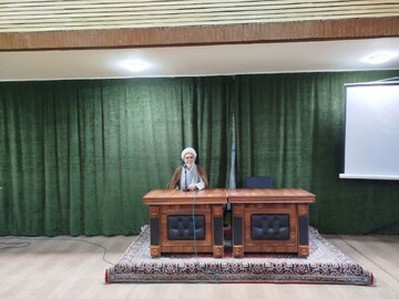 لزوم اهتمام جدی طلاب به تربیت نوجوانان+ عکس