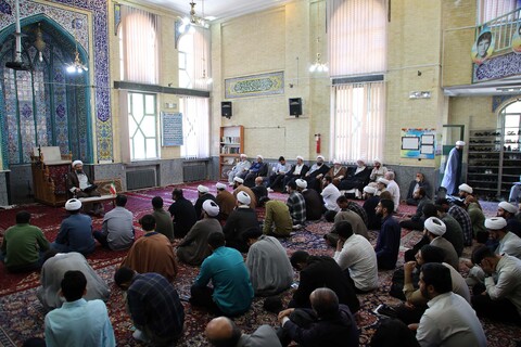 تصاویر / درس اخلاق ویژه طلاب حوزه علمیه همدان