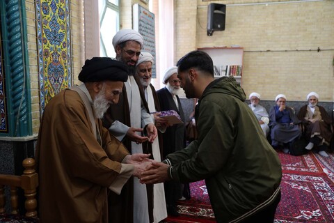 تصاویر / تقدیر از طلاب برتر مدرسه علمیه آیت الله آخوند(ره)