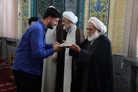 تصاویر / تقدیر از طلاب برتر مدرسه علمیه آیت الله آخوند(ره)