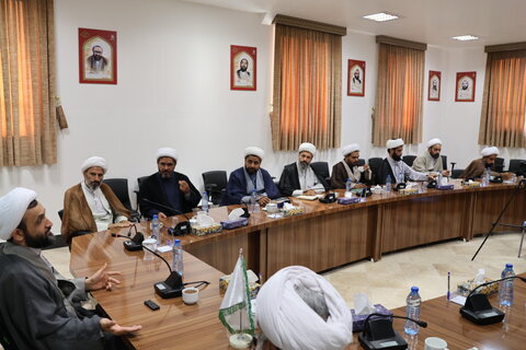 نشست گفتمانی دولت تراز ویژه سخنرانان و منبری های بیرجند