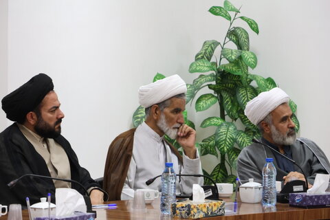 نشست گفتمانی دولت تراز ویژه سخنرانان و منبری های بیرجند