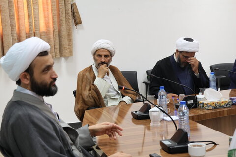 نشست گفتمانی دولت تراز ویژه سخنرانان و منبری های بیرجند