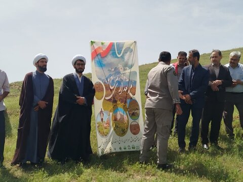 تصاویر/ کاشت نهال به همت مدرسه علمیه نقده