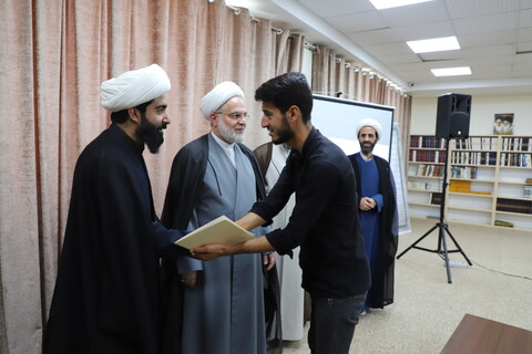 تصاویر /  تجلیل از برگزیدگان شانزدهمین دوره جشنواره علامه حلی(ره) در سنندج