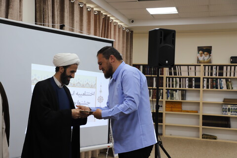 تصاویر /  تجلیل از برگزیدگان شانزدهمین دوره جشنواره علامه حلی(ره) در سنندج