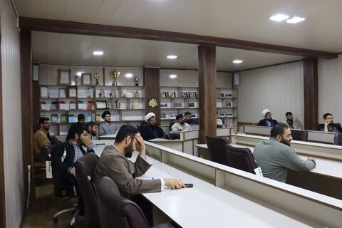 تصاویر/ کارگاه آموزش مداحی برای طلاب مبلغ مدرسه علمیه امام خمینی (ره) ارومیه