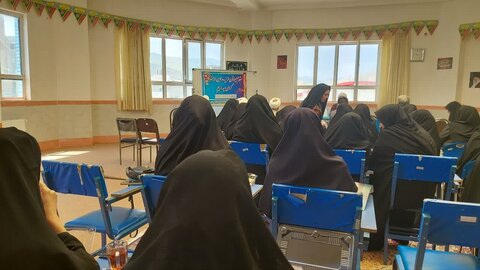 تصاویر/ نشست مدیران حوزوی نقده با مدیران آموزش و پرورش در جهت جذب حوزه های علمیه خواهران