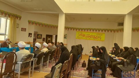 تصاویر/ نشست مدیران حوزوی نقده با مدیران آموزش و پرورش در جهت جذب حوزه های علمیه خواهران