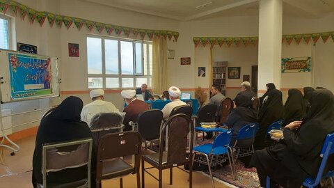 تصاویر/ نشست مدیران حوزوی نقده با مدیران آموزش و پرورش در جهت جذب حوزه های علمیه خواهران