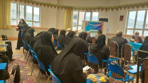 تصاویر/ نشست مدیران حوزوی نقده با مدیران آموزش و پرورش در جهت جذب حوزه های علمیه خواهران