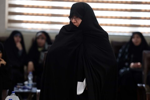 تصاویر / تقدیر از مبلغین خواهر و برادر طرح امین استان همدان