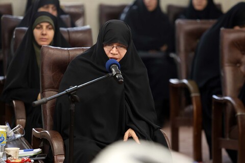 تصاویر / تقدیر از مبلغین خواهر و برادر طرح امین استان همدان
