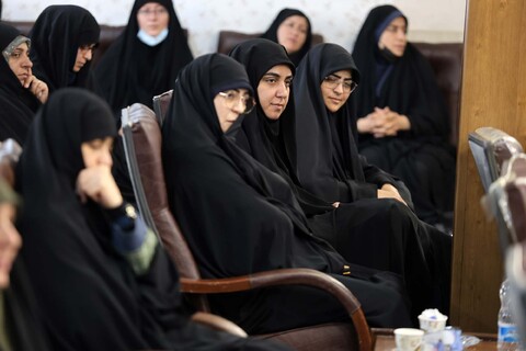 تصاویر / تقدیر از مبلغین خواهر و برادر طرح امین استان همدان