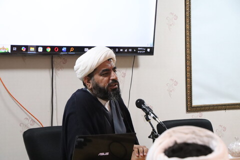 تصاویر / دوره شبهه شناسی و پاسخ گویی در حوزه علمیه بناب