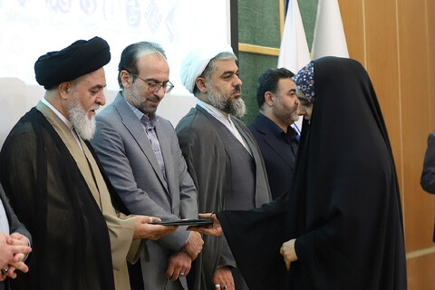 تصاویر/ برگزیدگان دهمین جشنواره رسانه ای ابوذر استان قم