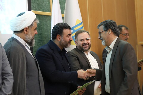 تصاویر/ برگزیدگان دهمین جشنواره رسانه ای ابوذر استان قم