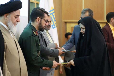 تصاویر/ برگزیدگان دهمین جشنواره رسانه ای ابوذر استان قم
