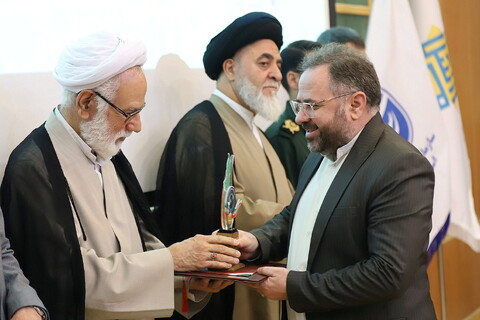 تصاویر/ برگزیدگان دهمین جشنواره رسانه ای ابوذر استان قم
