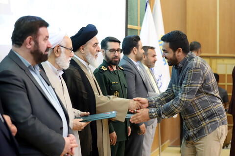 تصاویر/ برگزیدگان دهمین جشنواره رسانه ای ابوذر استان قم