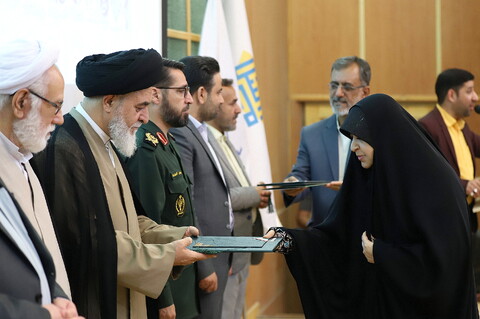 تصاویر/ برگزیدگان دهمین جشنواره رسانه ای ابوذر استان قم