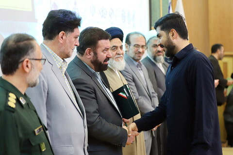 تصاویر/ برگزیدگان دهمین جشنواره رسانه ای ابوذر استان قم