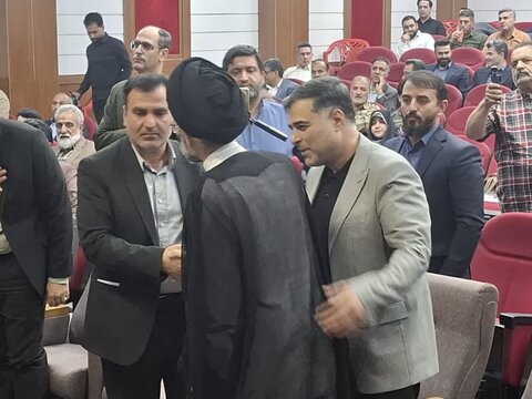 تصاویر/دومین جلسه شورای اداری شهرستان کاشان باحضورامام جمعه