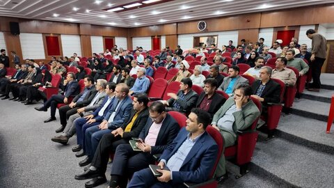 تصاویر/دومین جلسه شورای اداری شهرستان کاشان باحضورامام جمعه