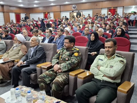 تصاویر/دومین جلسه شورای اداری شهرستان کاشان باحضورامام جمعه