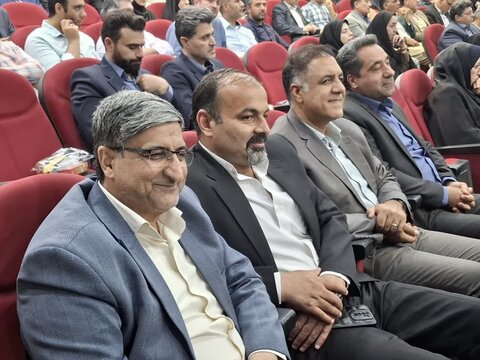 تصاویر/دومین جلسه شورای اداری شهرستان کاشان باحضورامام جمعه