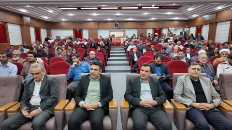 تصاویر/دومین جلسه شورای اداری شهرستان کاشان باحضورامام جمعه