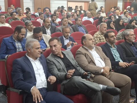 تصاویر/دومین جلسه شورای اداری شهرستان کاشان باحضورامام جمعه