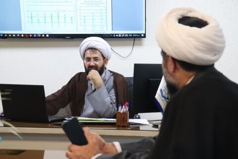 تصاویر/ «همایش خانواده مهدوی» ویژه والدین پایه چهارم مدرسه علمیه امام خامنه ای ارومیه