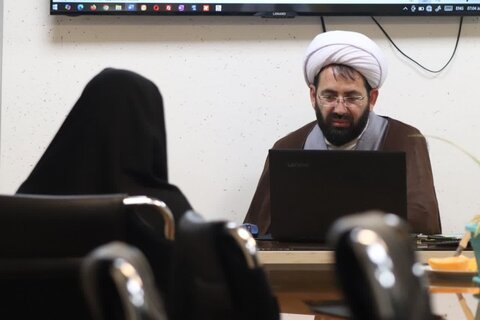 تصاویر/ «همایش خانواده مهدوی» ویژه والدین پایه چهارم مدرسه علمیه امام خامنه ای ارومیه