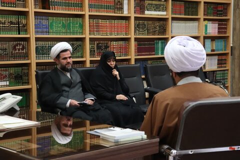 تصاویر/ «همایش خانواده مهدوی» ویژه والدین پایه چهارم مدرسه علمیه امام خامنه ای ارومیه