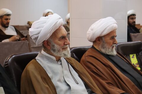 تصاویر/ جلسه شورای روحانیت ارومیه با طلاب شاغل در آموزش و پروش