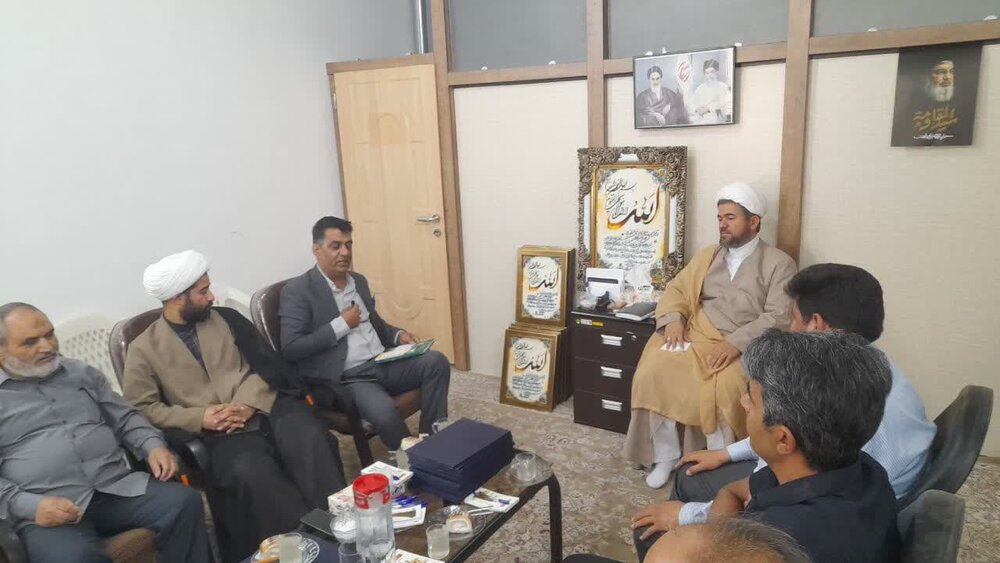 دیدار خادمین موکب حسینی (ع) روستای سن سن با امام جمعه منطقه مشکات + عکس