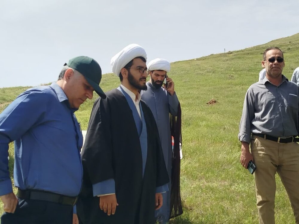 تصاویر/ کاشت نهال به همت مدرسه علمیه نقده