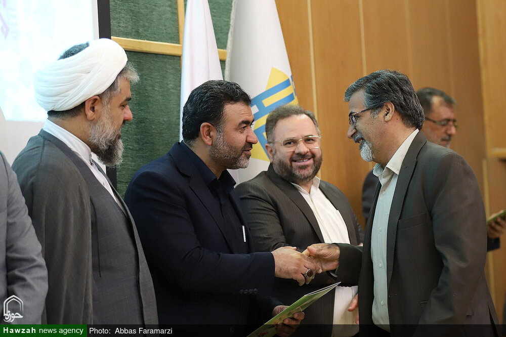 گزارشی از ایستگاه پایانی دهمین جشنواره رسانهای ابوذر استان قم / جشنواره بدون توقف + اسامی برگزیدگان