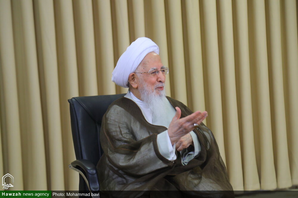 عاشورایی برای مقابله با دشمن آماده باشید