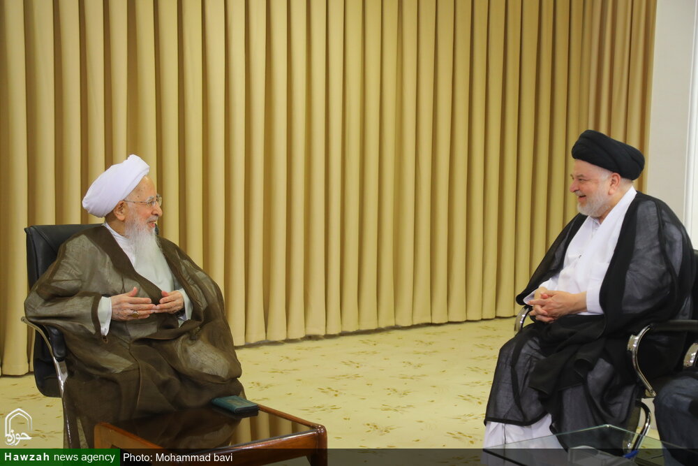 تصاویر / دیدار نماینده تام الاختیار آیت الله العظمی سیستانی در ایران با آیت الله العظمی جوادی آملی
