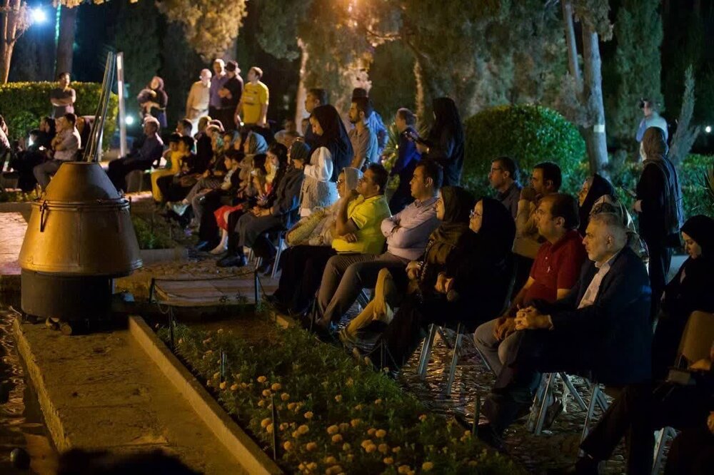 بزرگداشت حکیمان ادب پارسی در شهر گل و گلاب کاشان برگزار شد+ عکس